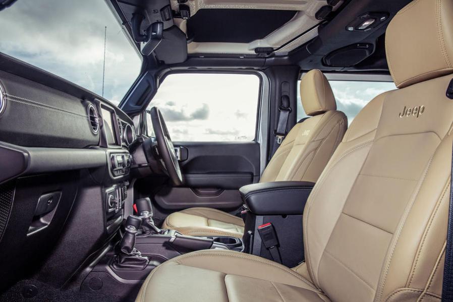 Jeep Wrangler Overland 2019 UK review