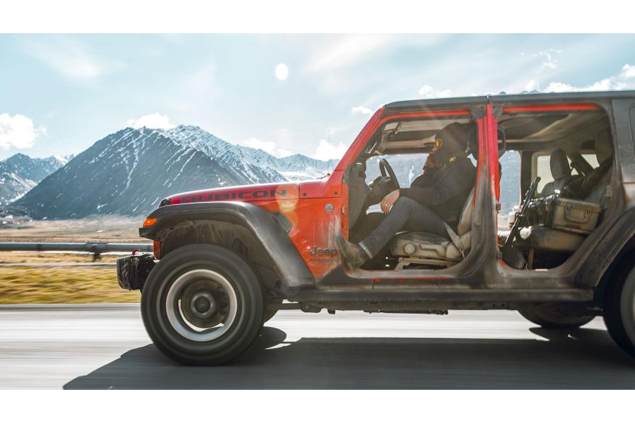 Driving to the Arctic Ocean in a Jeep Wrangler, No Doors Allowed