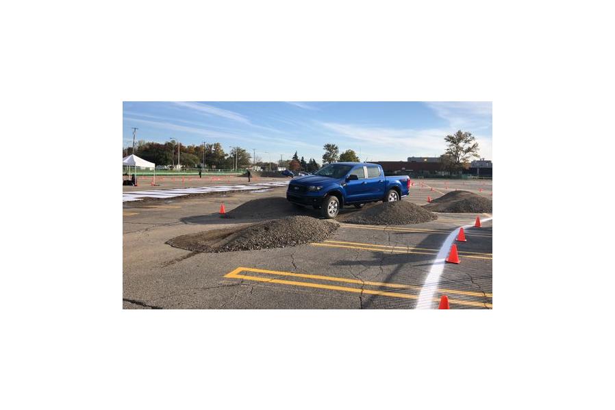2019 Ford Ranger demos off-road ability; Raptor model possible