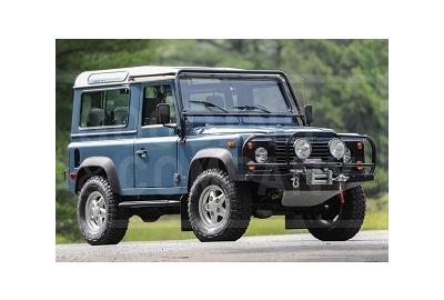 This Might Be the Most Perfect Land Rover Defender Ever (and You Can Buy It)