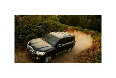 2018 Toyota Land Cruiser essentials: A perfect throwback