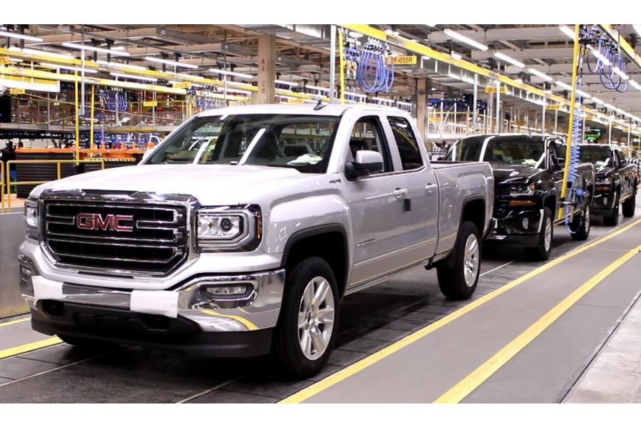GM starting second Silverado, Sierra shift in Oshawa to meet demand