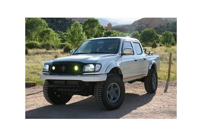 You May Want a Vintage Defender, But Get This Used Toyota Tacoma