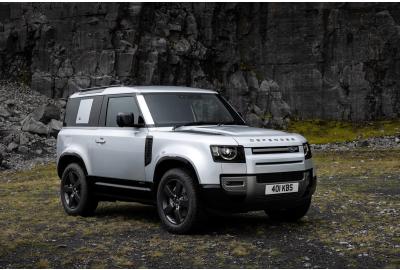 2021 Land Rover Defender 90 Is Here To Fight The Ford Bronco