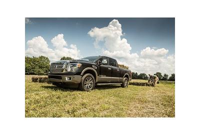 Nissan offers up a pricey, muscular pickup