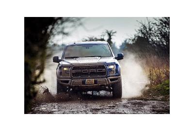 Ford F-150 Raptor vs the Cotswolds: US truck on UK roads