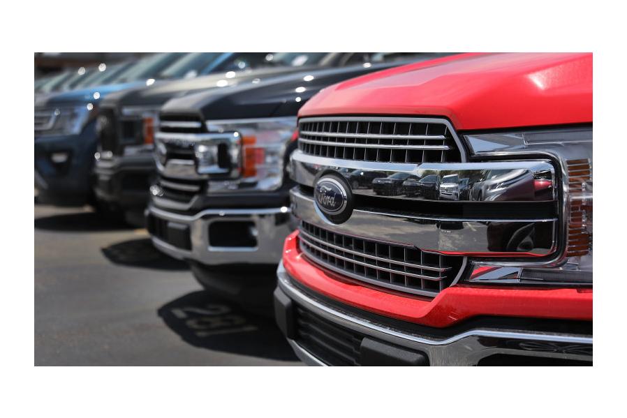 Deep discounts — $12K, $13K, $16K — are fueling a pickup price war