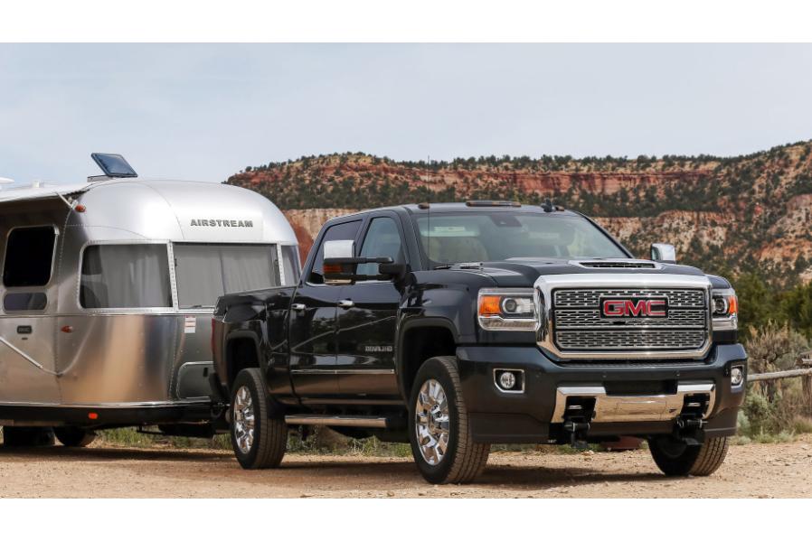 2018 GMC Sierra Denali can help you tow without breaking a sweat
