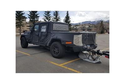 Spy Photos Jeep Truck Testing Continues