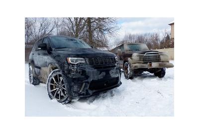 Towing An Old Jeep Through An Ice Storm With A 707 HP Jeep Grand Cherokee Trackhawk Was Truly Terrifying