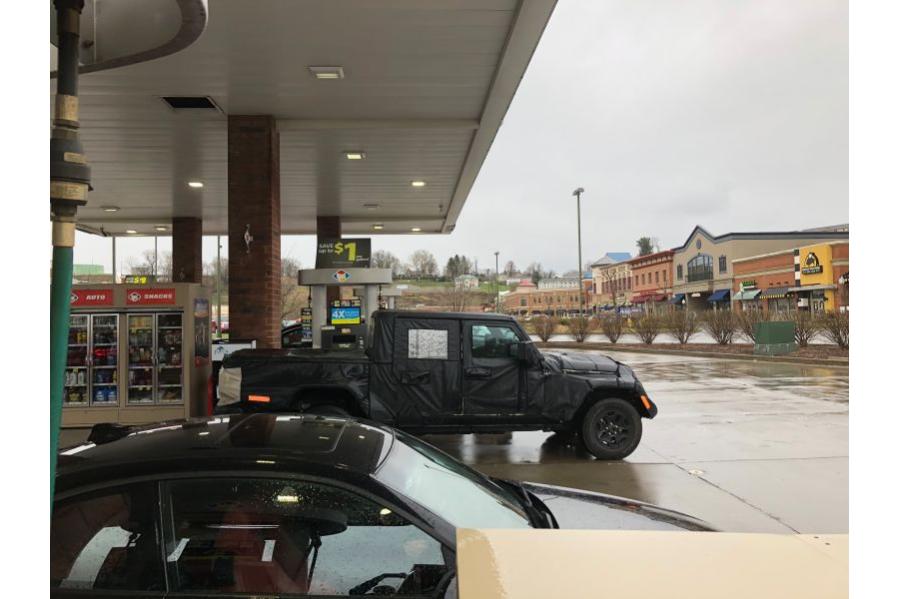This Jeep Wrangler Pickup Prototype Has Captured The Imagination Of Morgantown, West Virginia